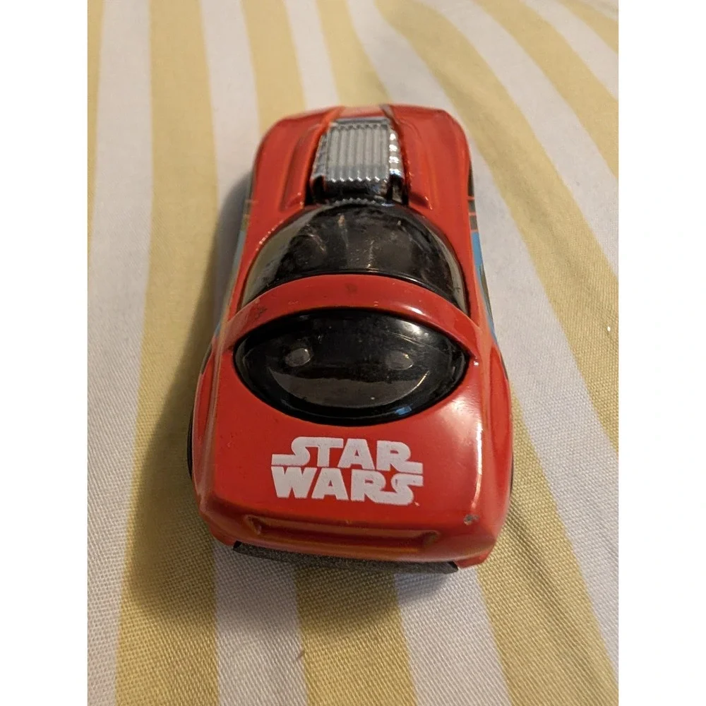 Hot Wheels Star Wars Disney 2015 1:64 Diecast (Bespin / Silhouette) 6 of 8 Loose
